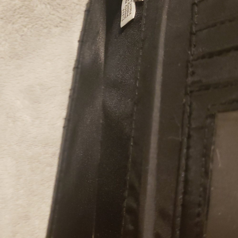 Wallet - Picture 3 of 4